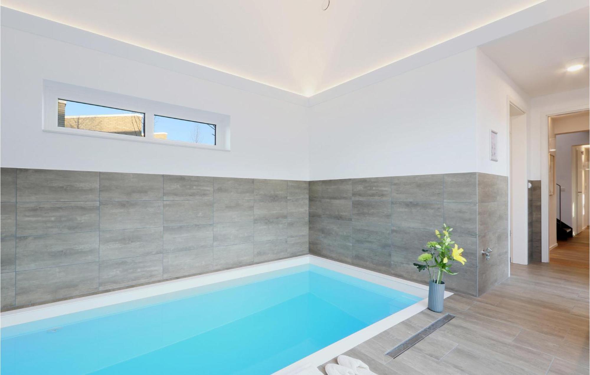 Cozy Home In Lembruch-Duemmer See With Sauna 外观 照片